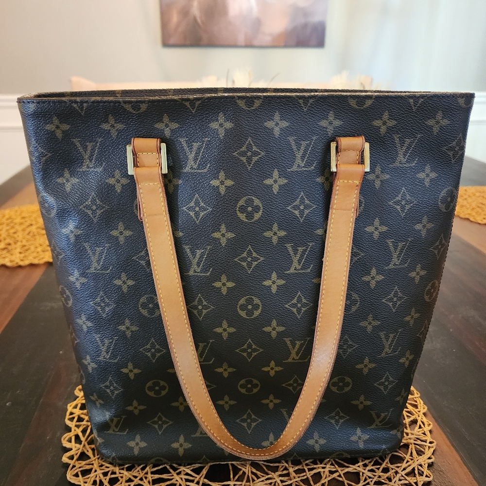 Louis Vuitton Monogram Vavin GM *Authentic*
